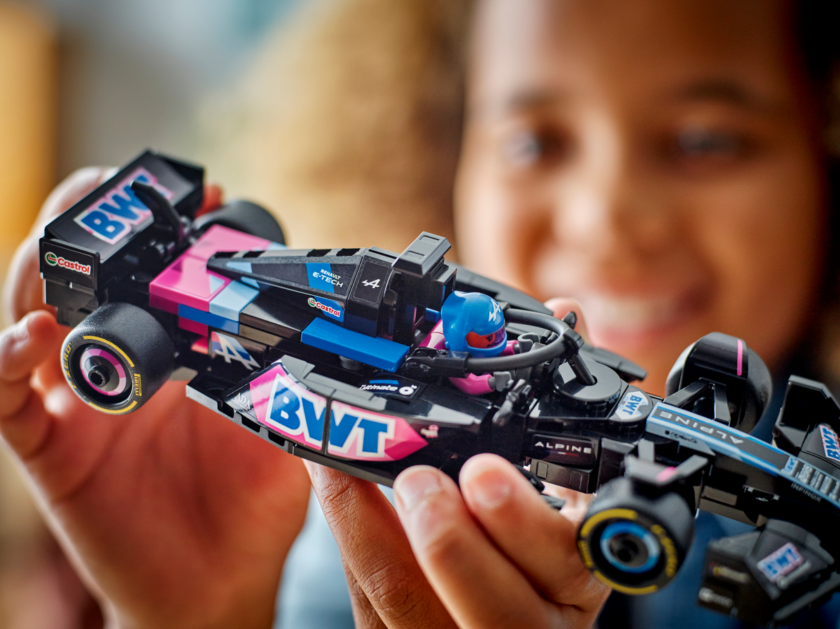 LEGO Speed Champions BWT Alpine F1 Team A524 võidusõiduauto 77248L