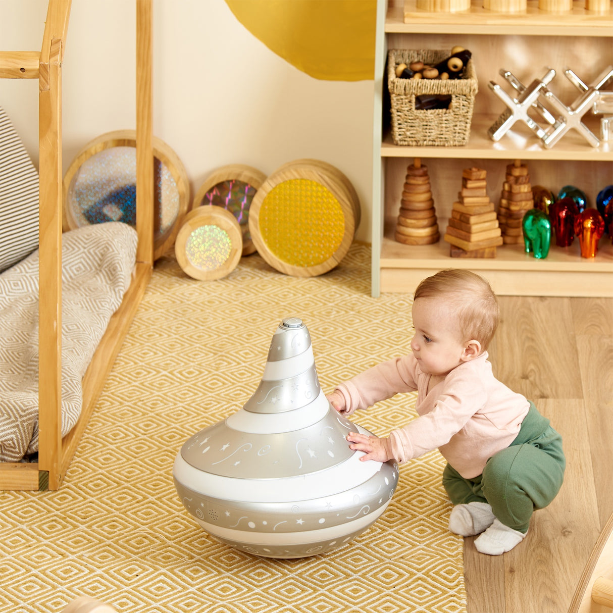 TTS suur valguse ja heliga pöörlev vurrkann EY11701B