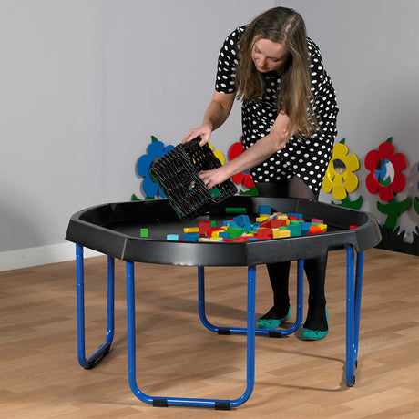 TTS tegevusalus - must TUFFB