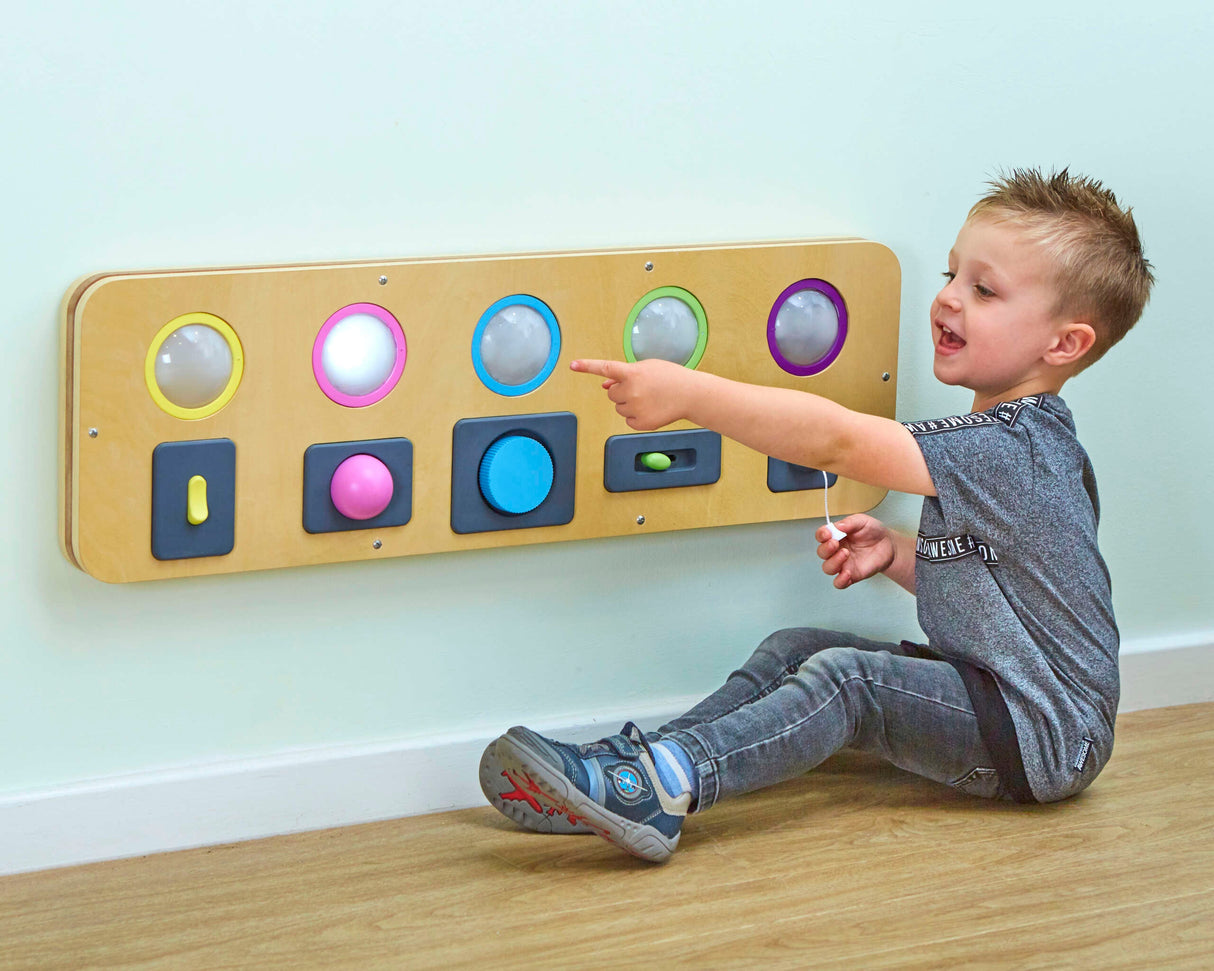 TTS lülita ja vajuta peenmotoorika laud EY10565B