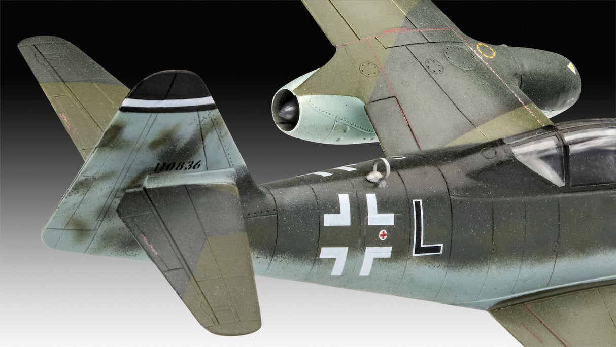 Revell Võitluskomplekt Messerschmitt Me262 & P-51B Mustang 1:72 03711R